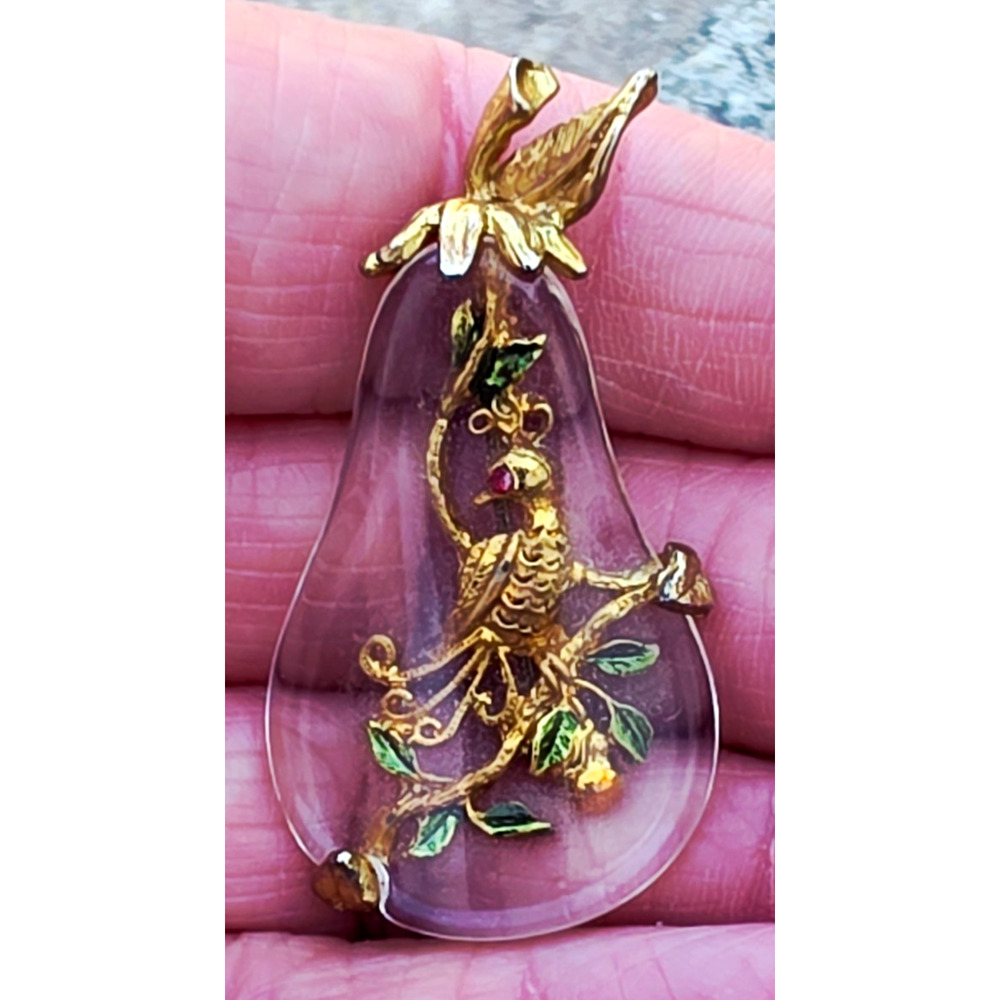 Vtg Lucite Partridge 1 3/4" Brooch in a Pear Tree Tancer II Christmas GoldTone